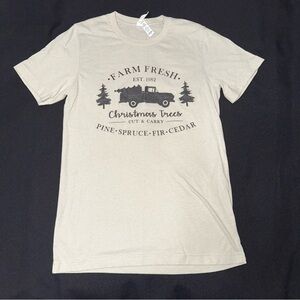 Christmas tree t-shirt ladies size small holiday tee‎